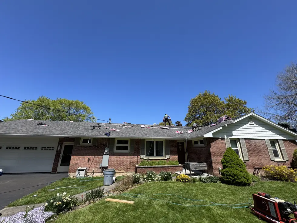 Brick ranch home in Western New York during a TNE roof replacement